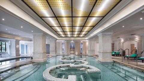 Holiday Inn Dalian Hot Spring в Далянь, CN