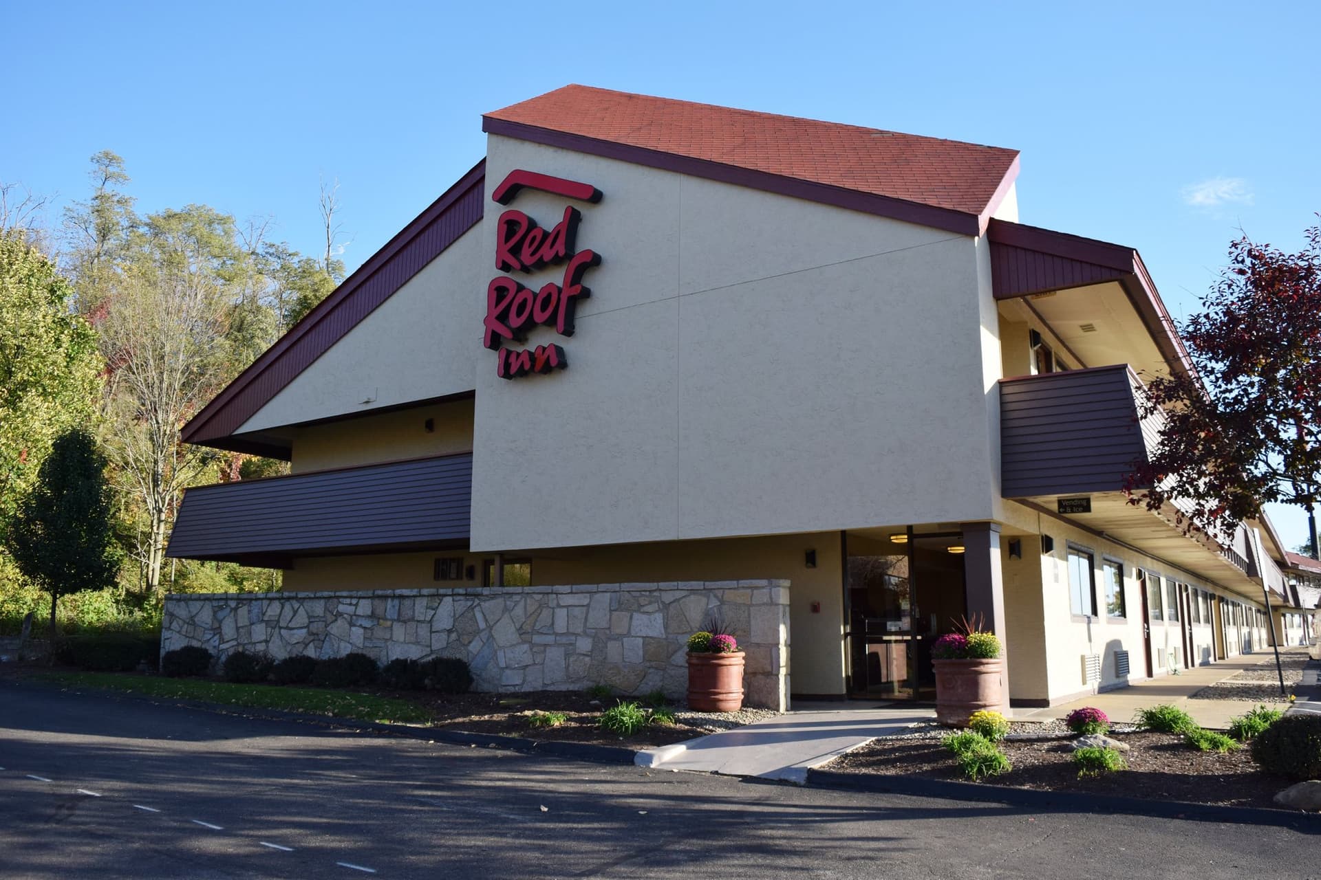 Red Roof Inn St Clairsville - Wheeling West в St. Clairsville, OH