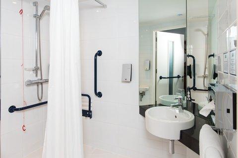 塔姆沃思, GB1 的 Holiday Inn Express Tamworth