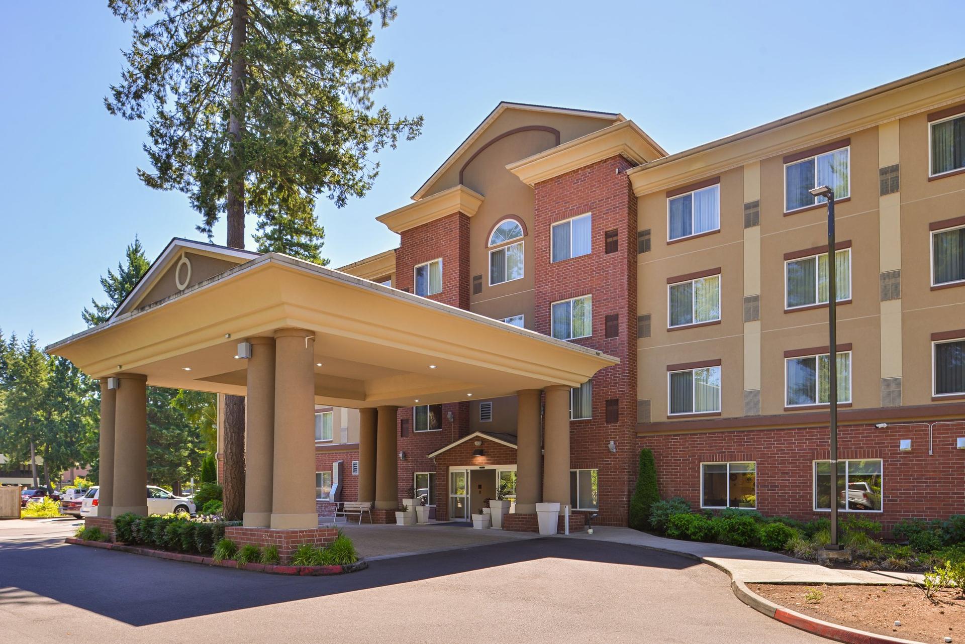 Holiday Inn Express Hotel & Suites Lacey в Лейси, WA