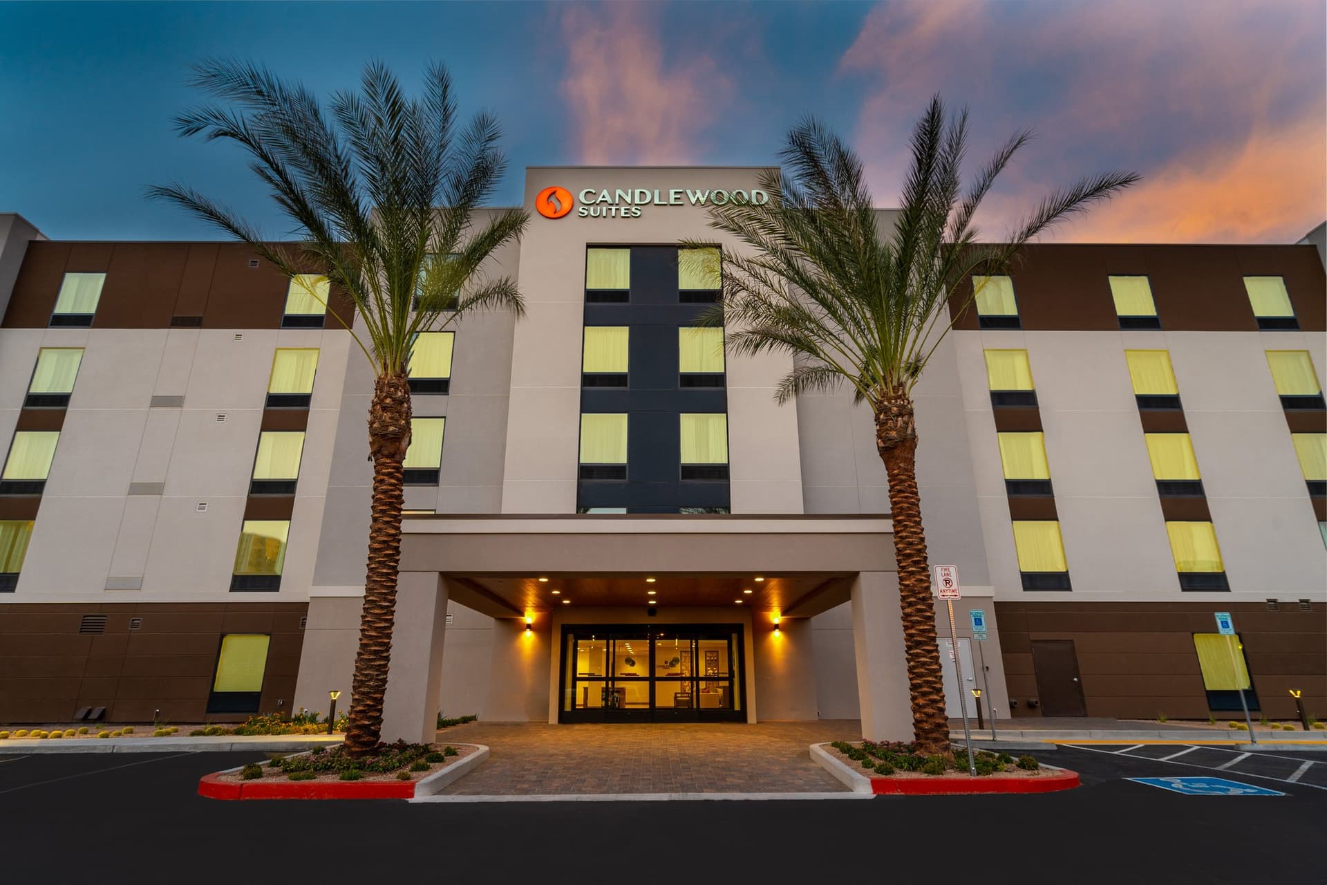Candlewood Suites Las Vegas - E Tropicana в Лас-Вегас, NV