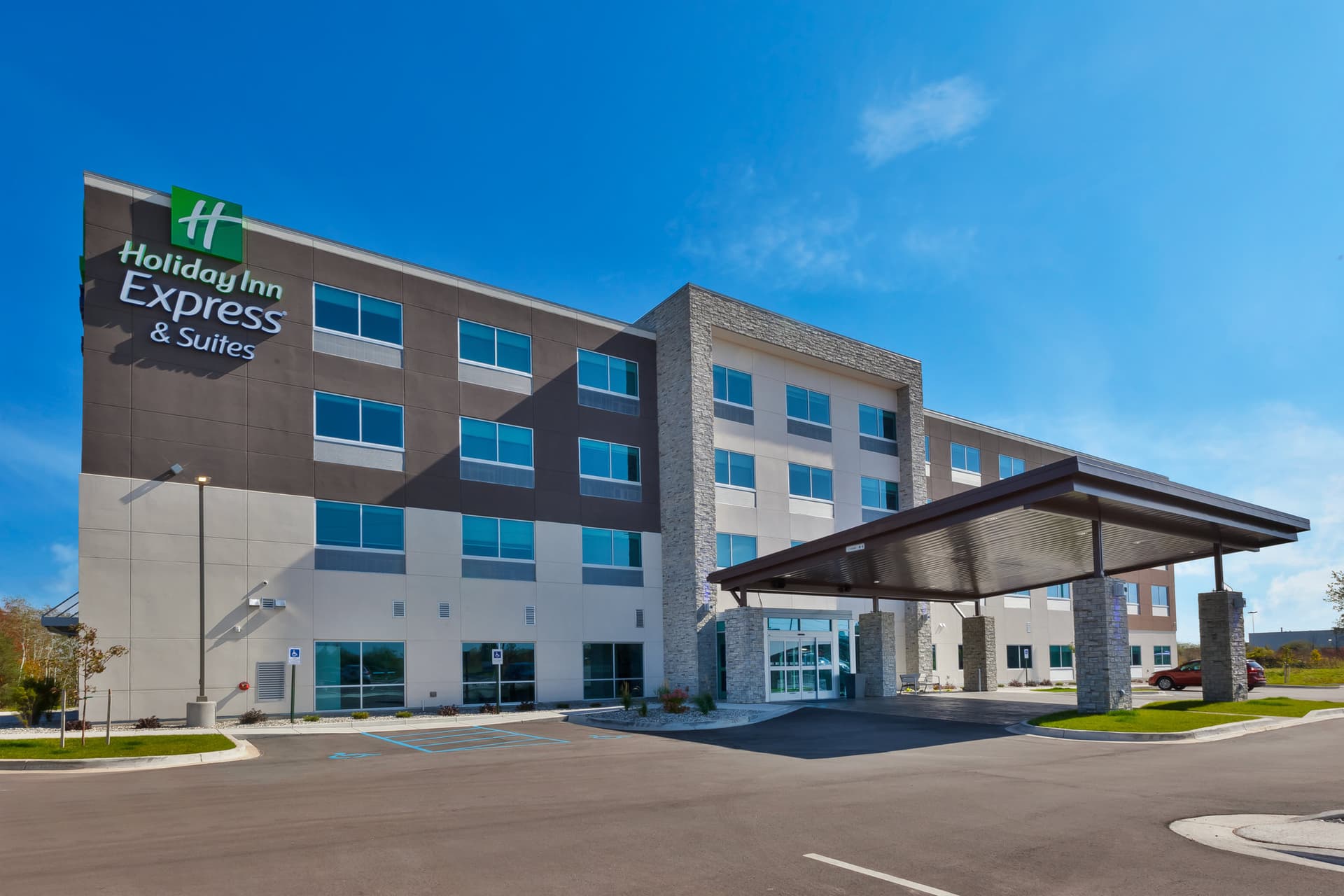 Holiday Inn Express & Suites Cedar Springs – Grand Rapids N в Сидар-Спрингс, MI