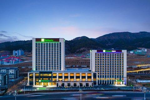 Holiday Inn Express Chengde Park View, Chengde, CN