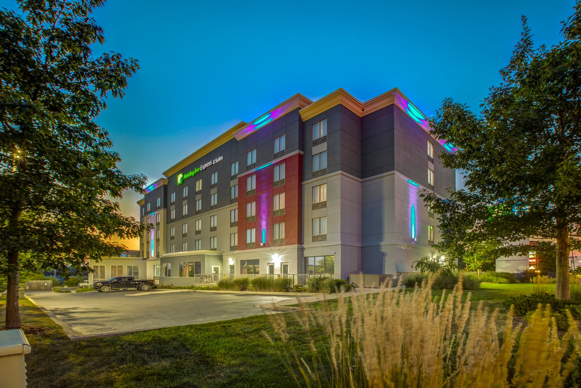 Holiday Inn Express Hotel & Suites Woodstock в Вудсток, ON