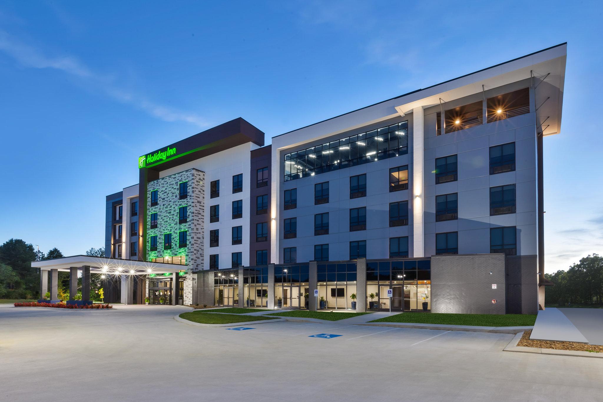 Holiday Inn Cookeville image