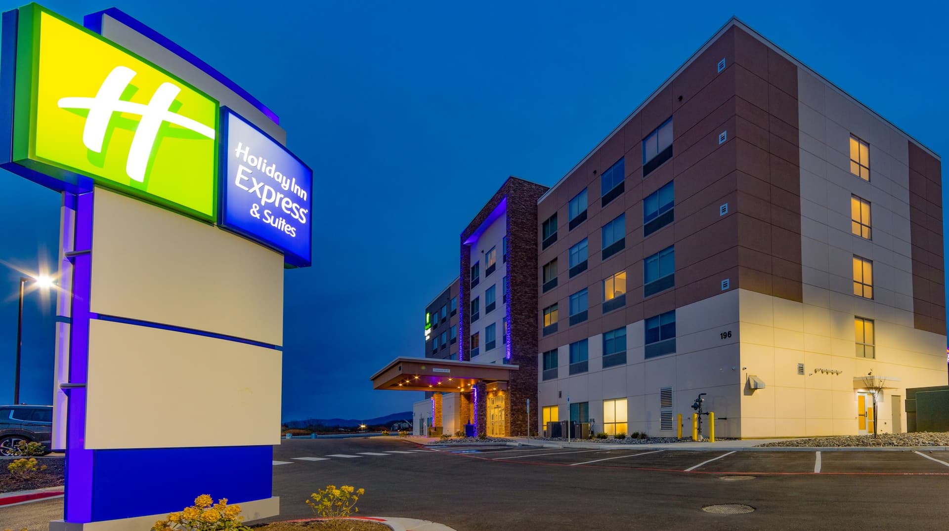 Holiday Inn Express & Suites Harrisonburg – University Area ใน แฮร์ริสันเบิร์ก, VA