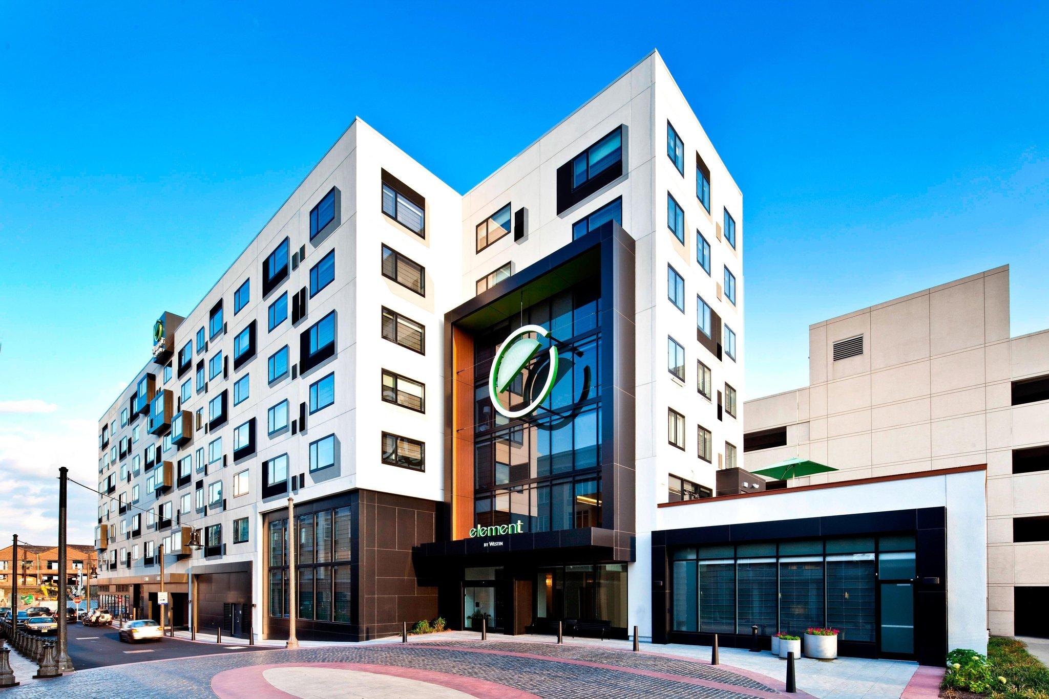 Element Harrison - Newark image