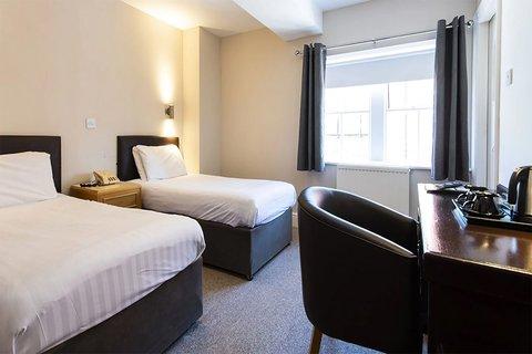 The Imperial Crown Hotel в Halifax, GB1