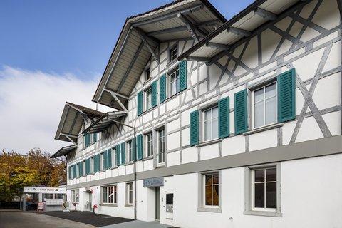 Hotel Schweizerhof в Wetzikon, CH