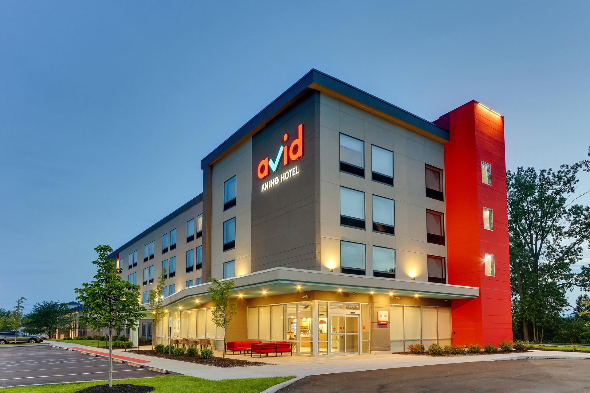 avid hotels Lexington Hamburg Area в Лексингтон, KY