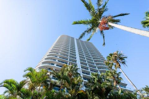 Crowne Plaza Surfers Paradise в Голд-Кост, AU