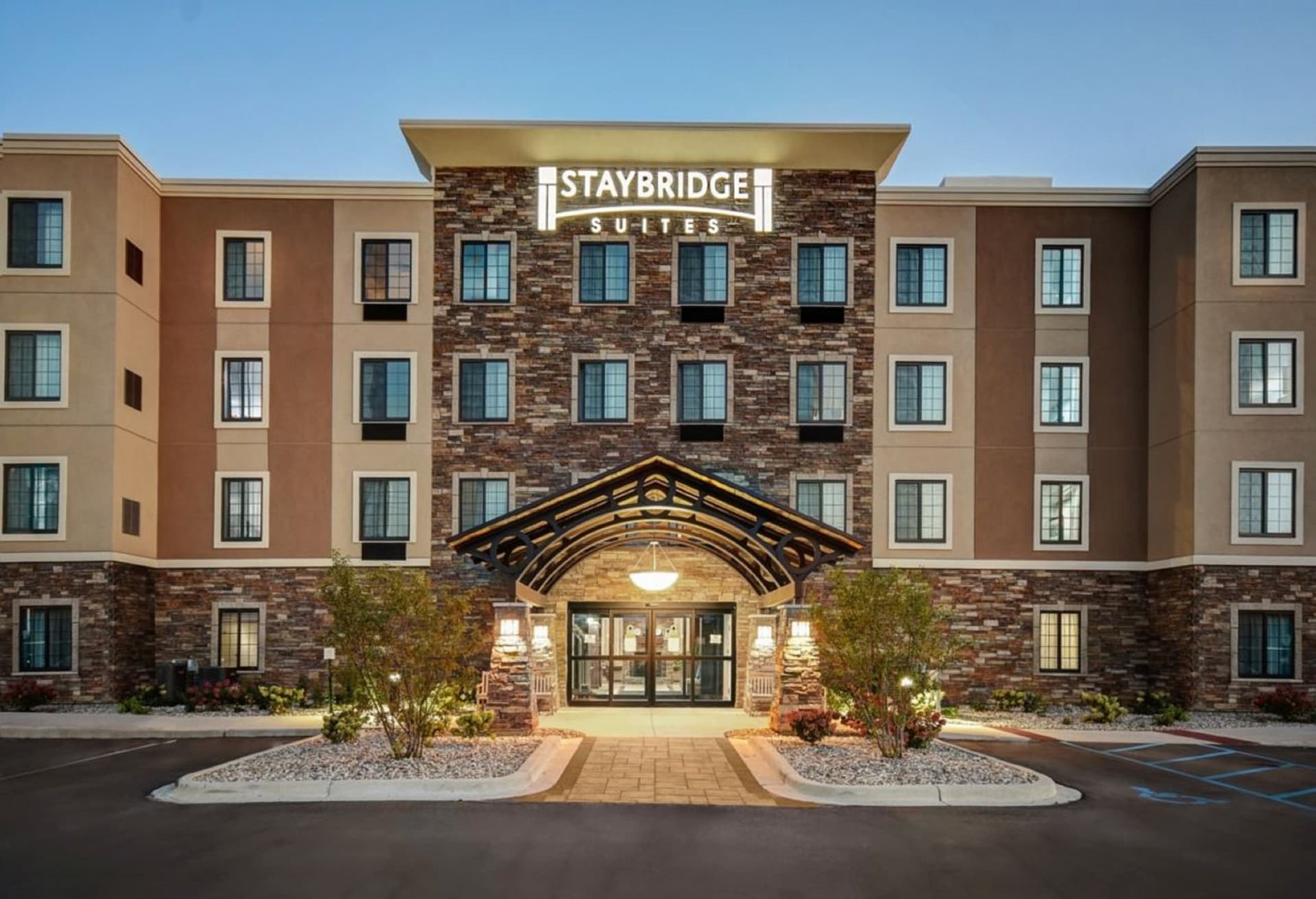 Staybridge Suites Southgate – Detroit Area в Саутгейт, MI