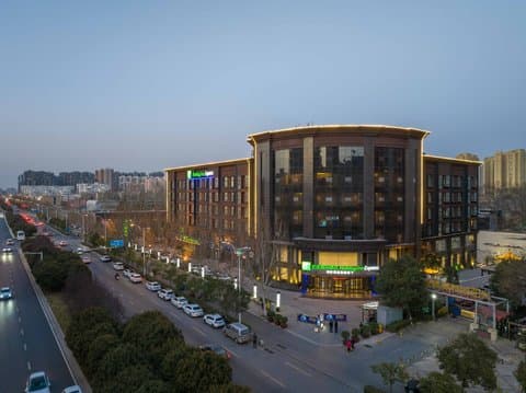 정저우, CN의 Holiday Inn Express Zhengzhou Guancheng
