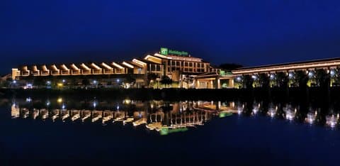 Holiday Inn Wuyi Mountain Water Village ใน หนานปิง, CN
