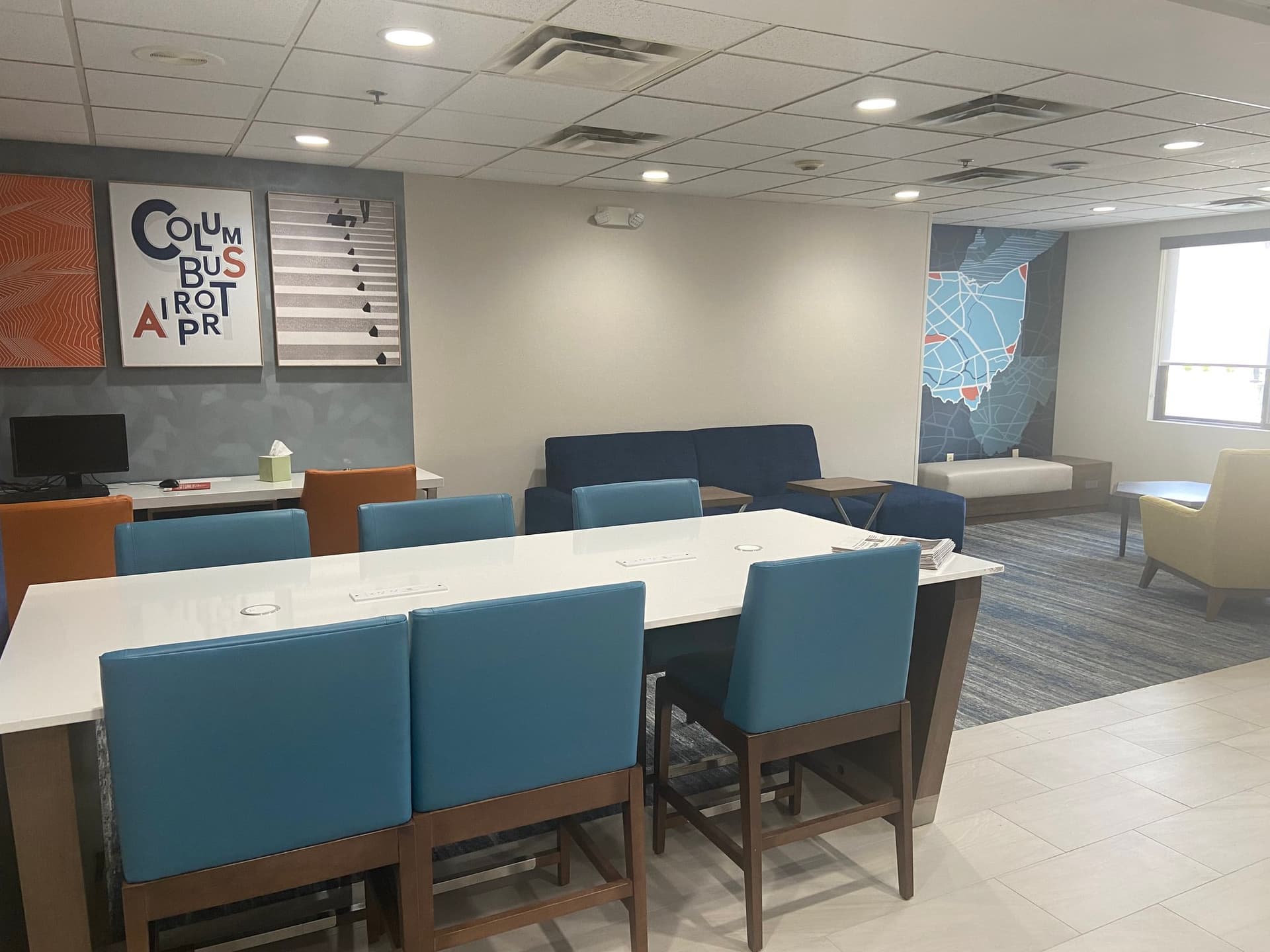 Holiday Inn Express Hotel & Suites Columbus Airport i Gahanna, OH