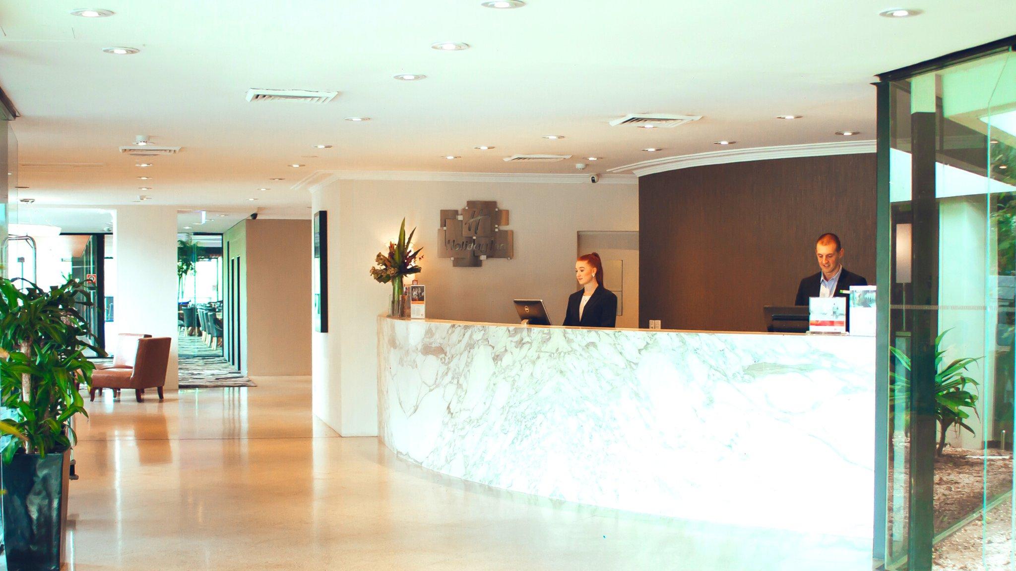 Holiday Inn Warwick Farm image