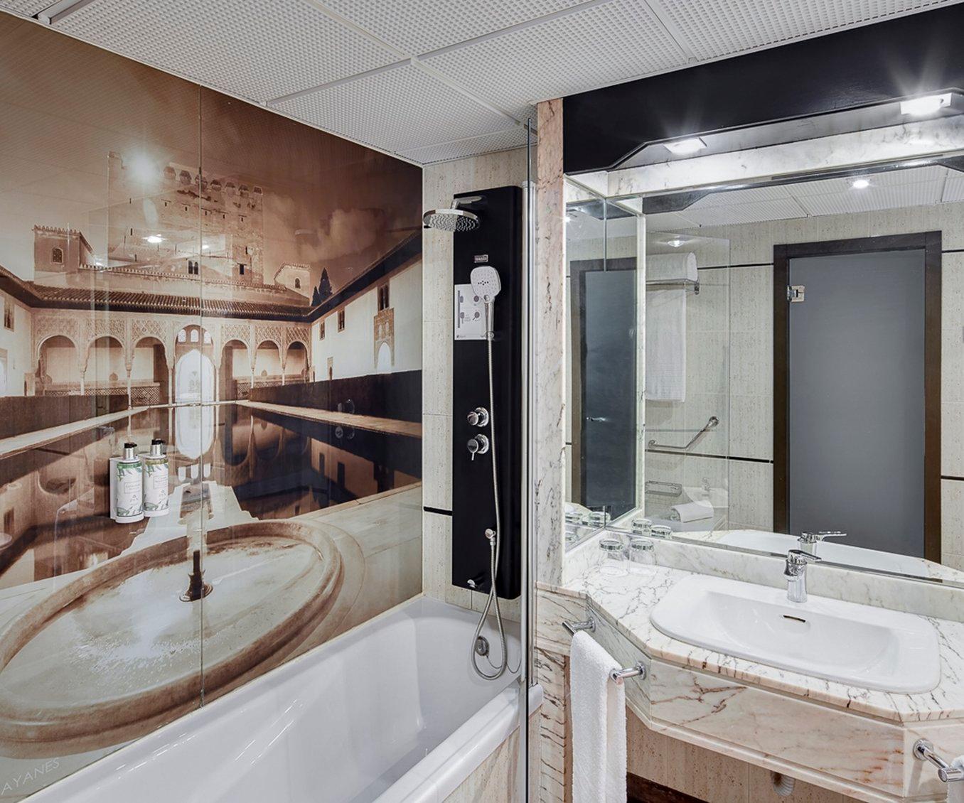 Gran Hotel Luna de Granada image