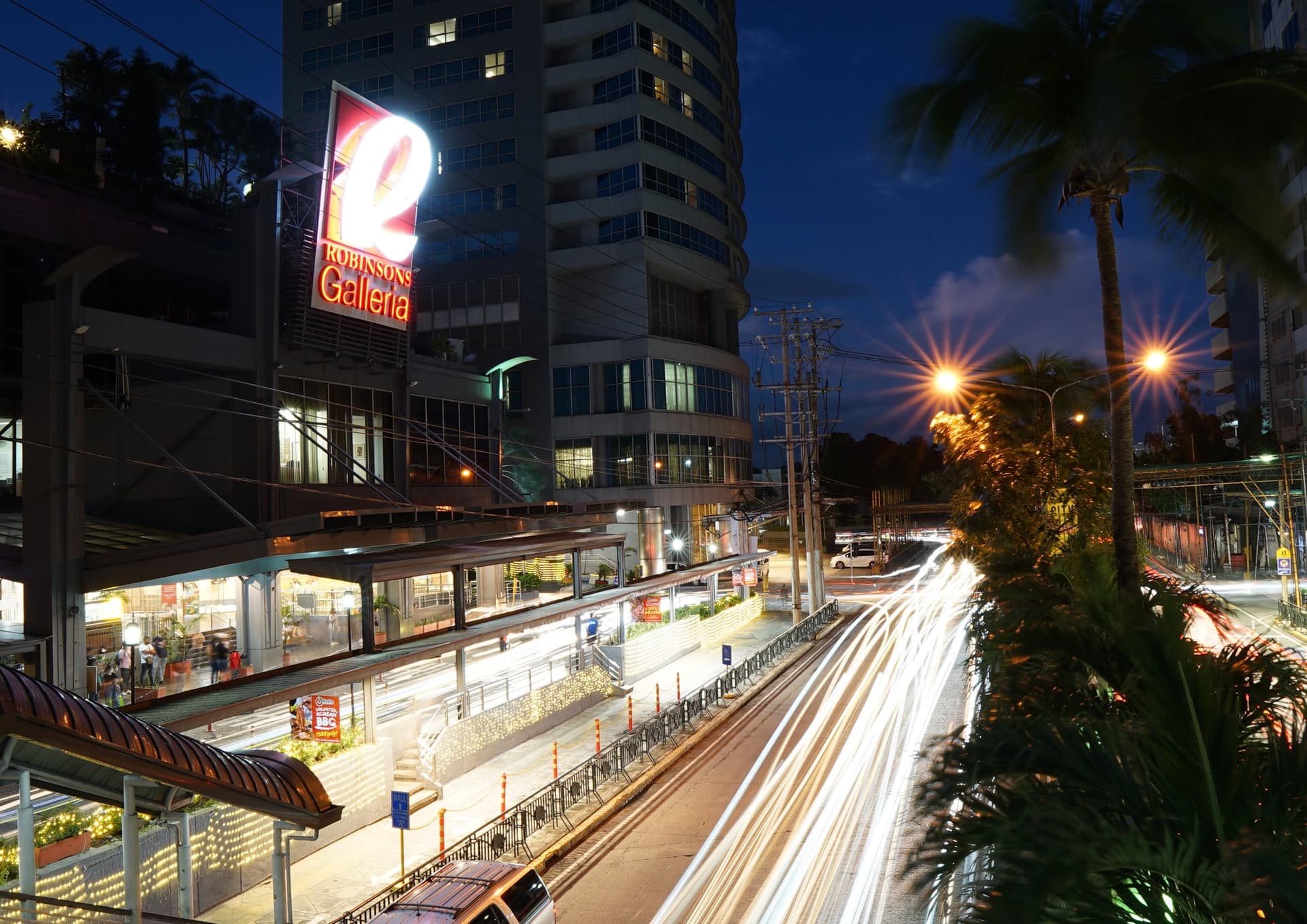 Holiday Inn Manila Galleria в Манила, PH