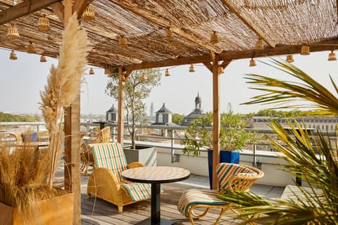 Hotel Indigo Bordeaux Centre Chartrons в Бордо, FR