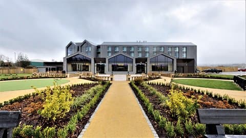 Crow Wood Hotel & Spa Resort ใน Burnley, GB1