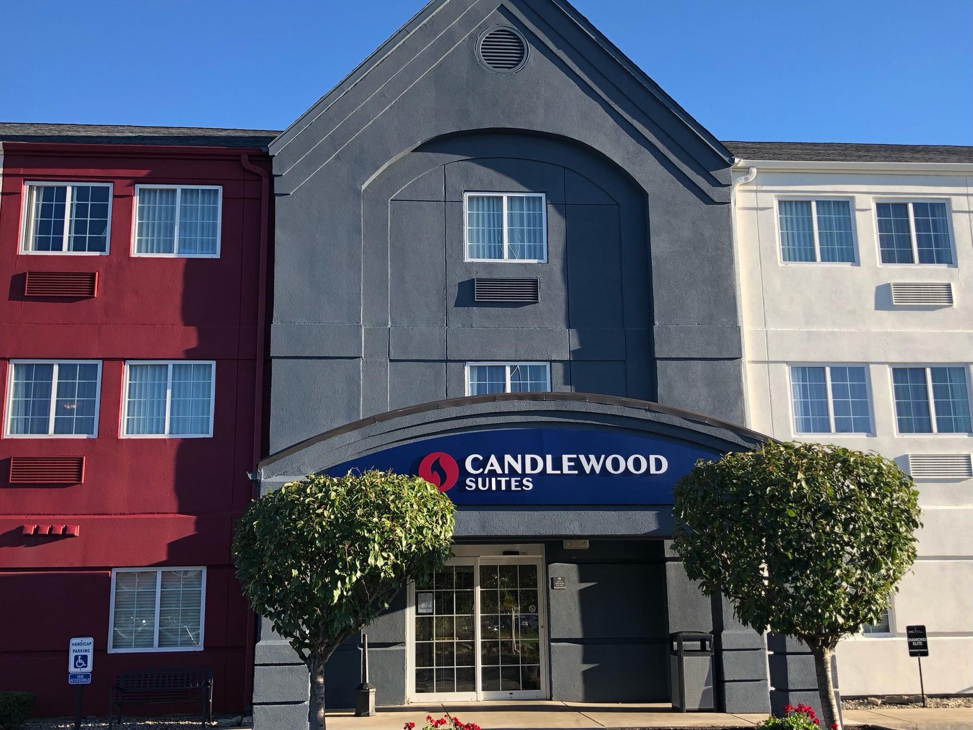 Candlewood Suites Fort Wayne - NW в Форт Уэйн, IN