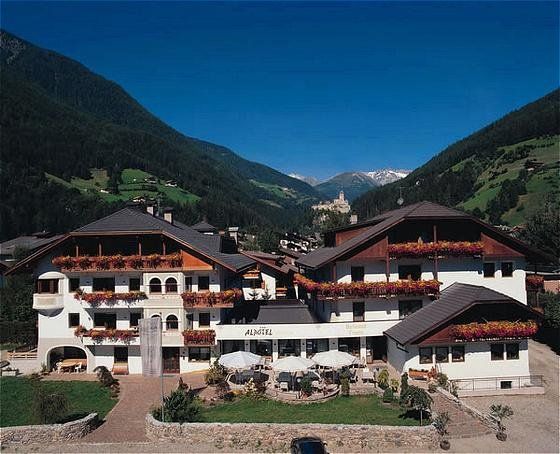 รูปสถานที่จัดงาน