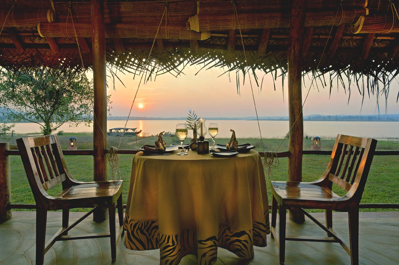 รูปสถานที่จัดงาน