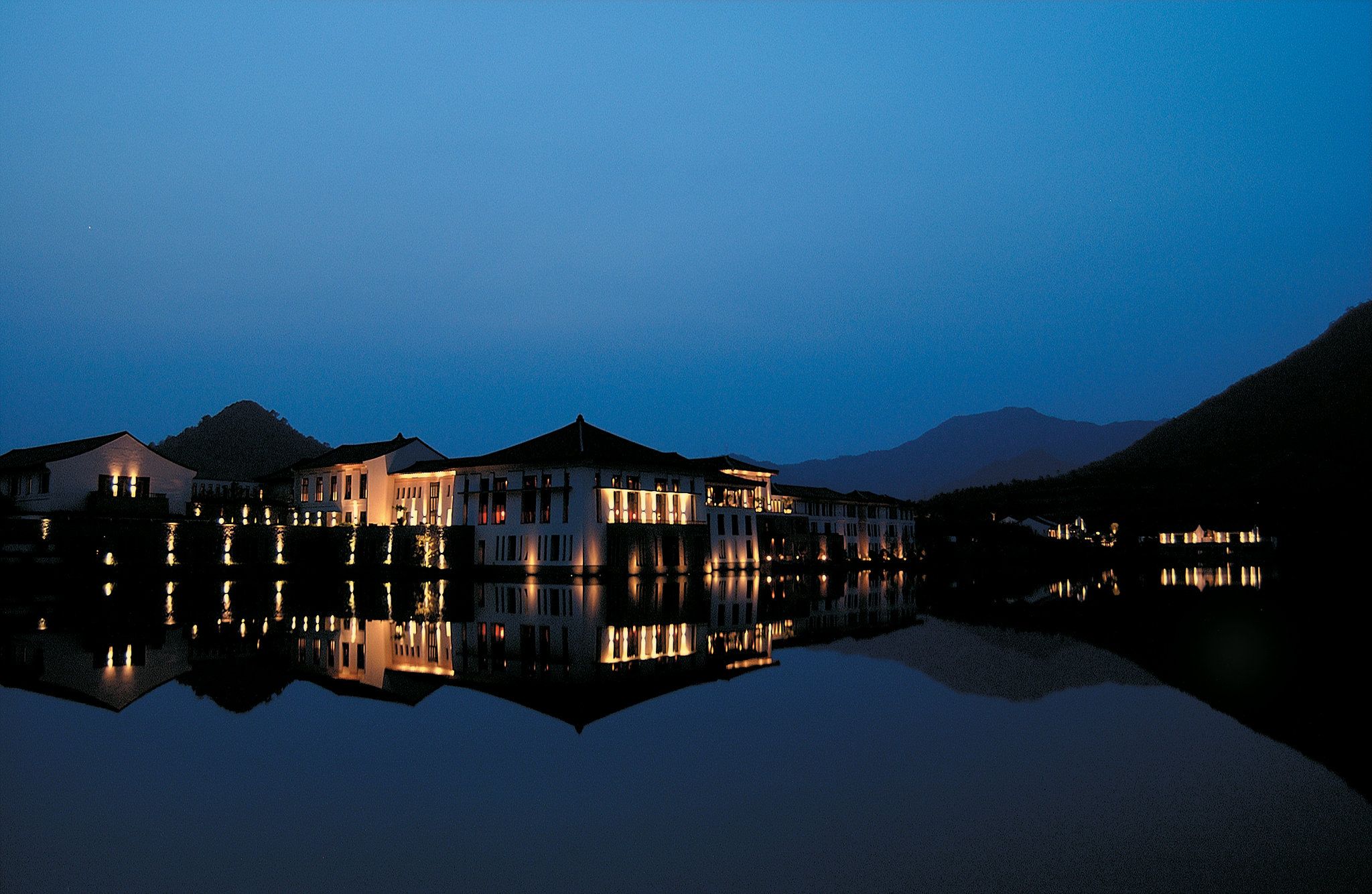 รูปสถานที่จัดงาน