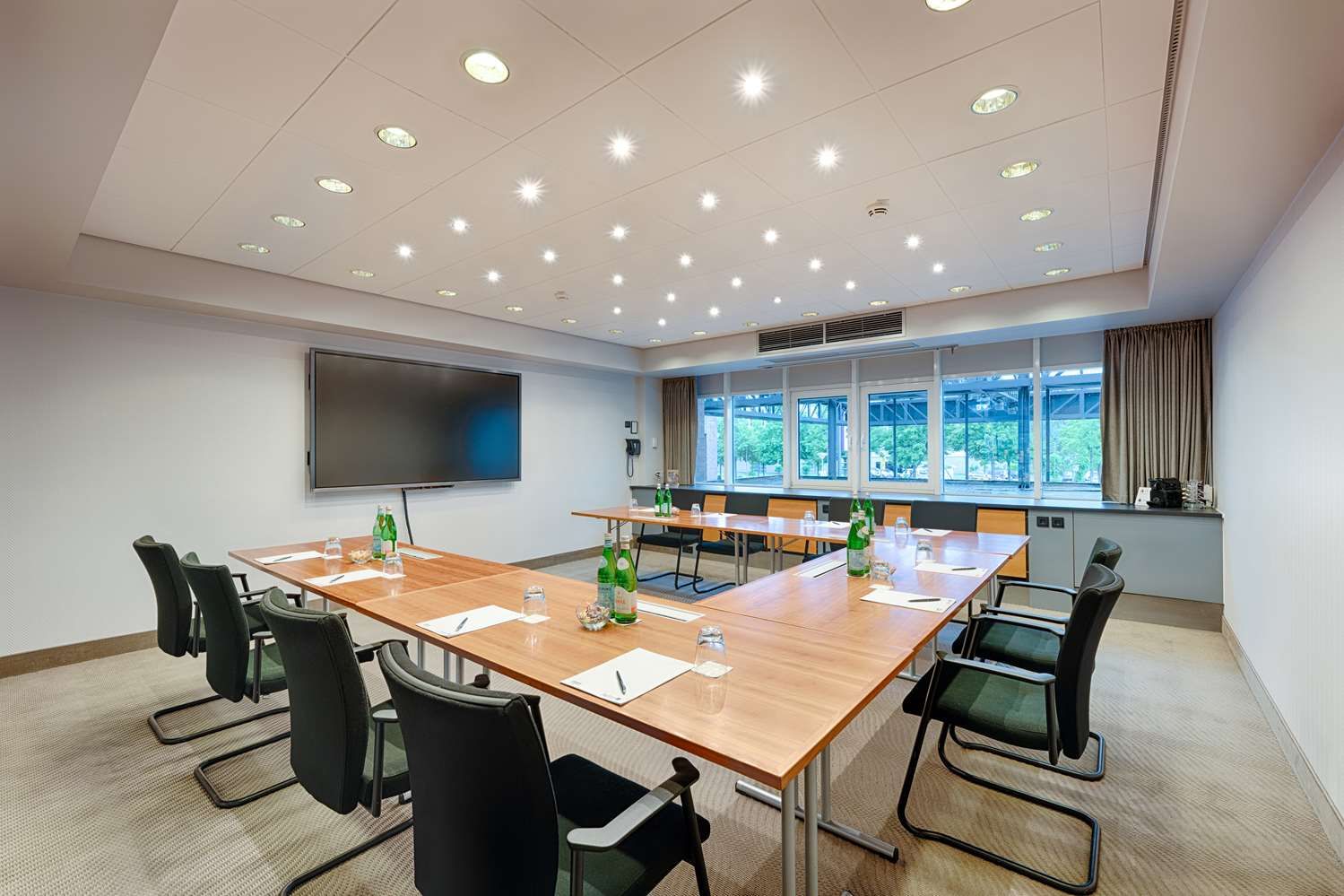 รูปสถานที่จัดงาน