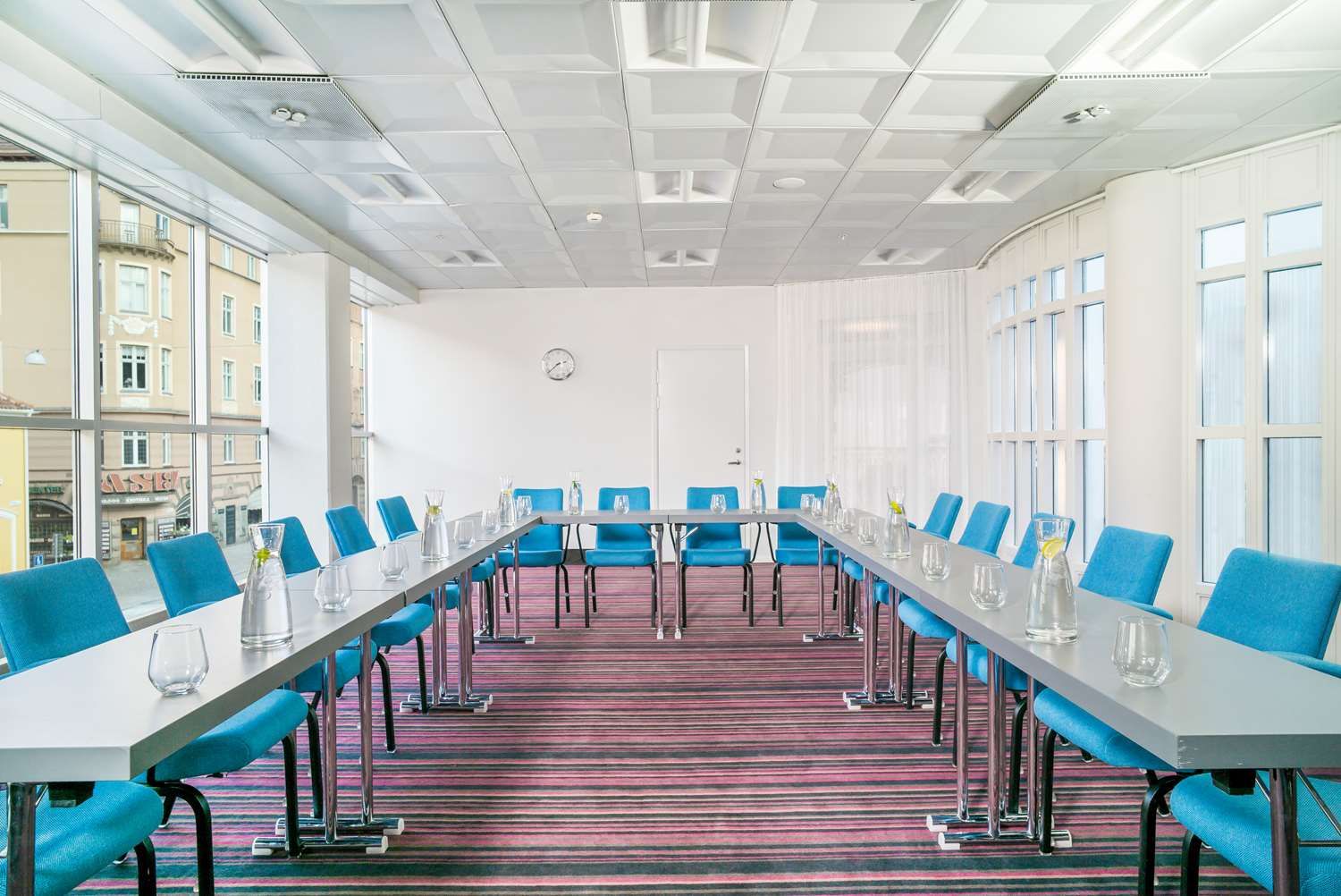 รูปสถานที่จัดงาน