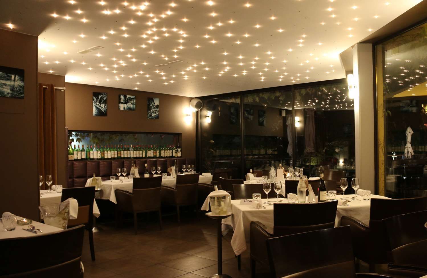 รูปสถานที่จัดงาน