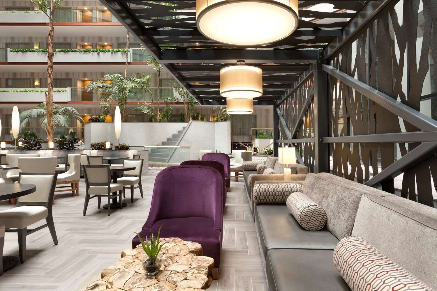 รูปสถานที่จัดงาน