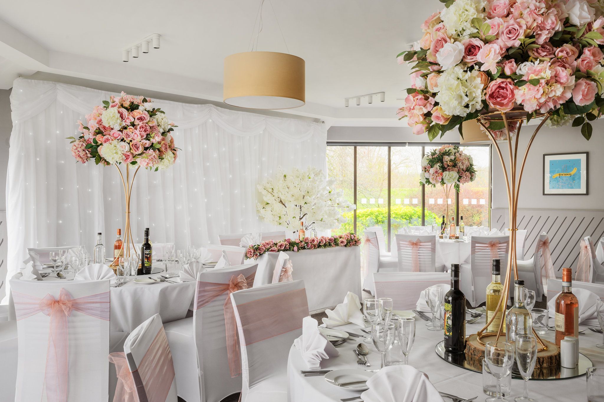 รูปสถานที่จัดงาน