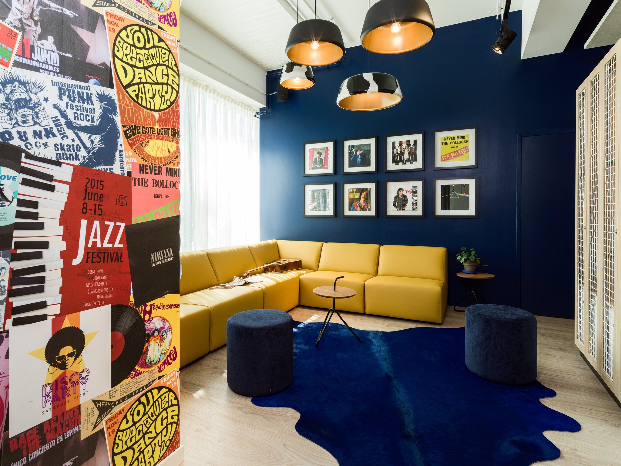 รูปสถานที่จัดงาน