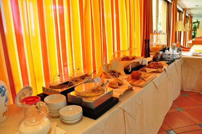 รูปสถานที่จัดงาน