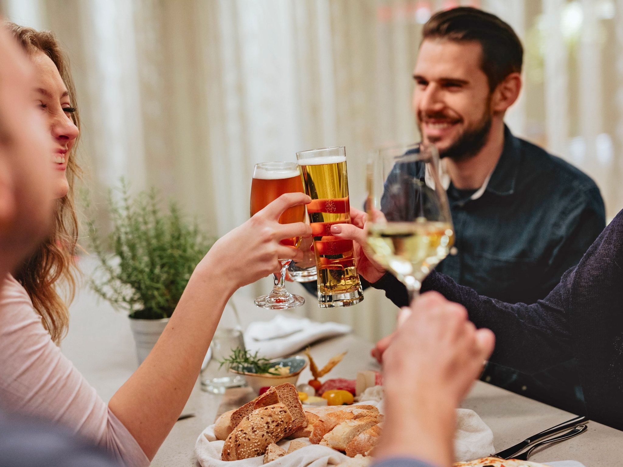 รูปสถานที่จัดงาน