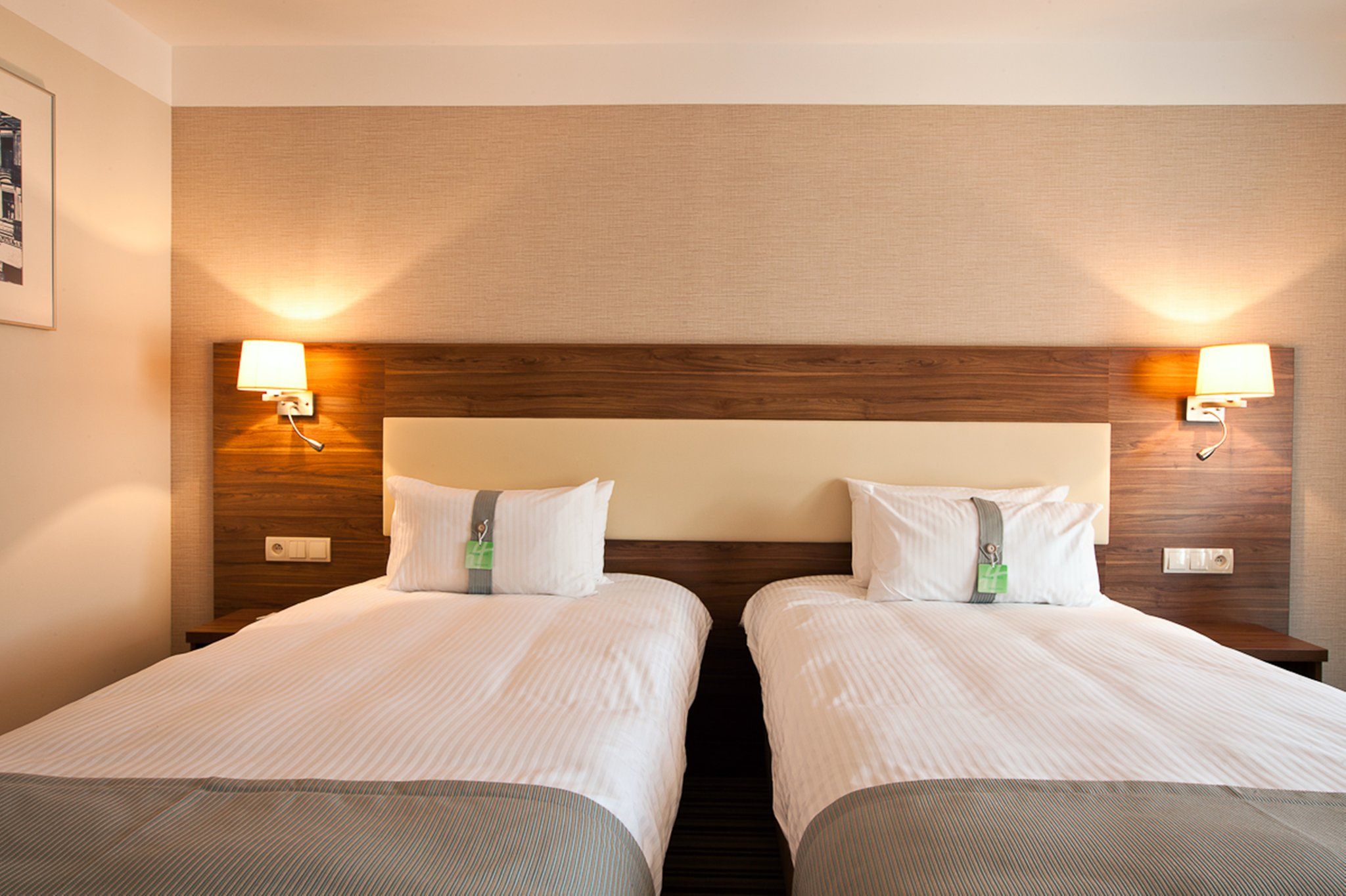 รูปสถานที่จัดงาน