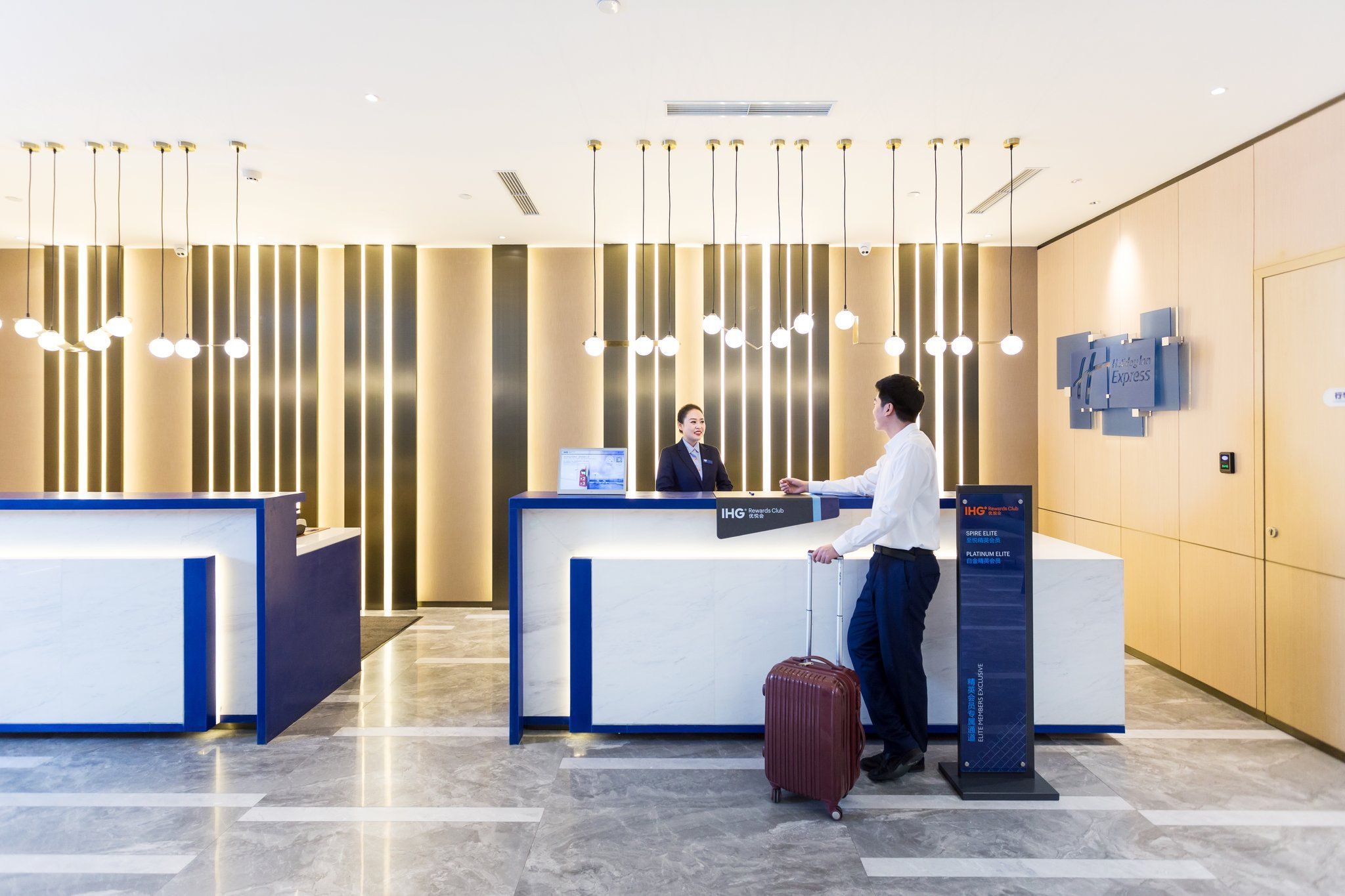 รูปสถานที่จัดงาน