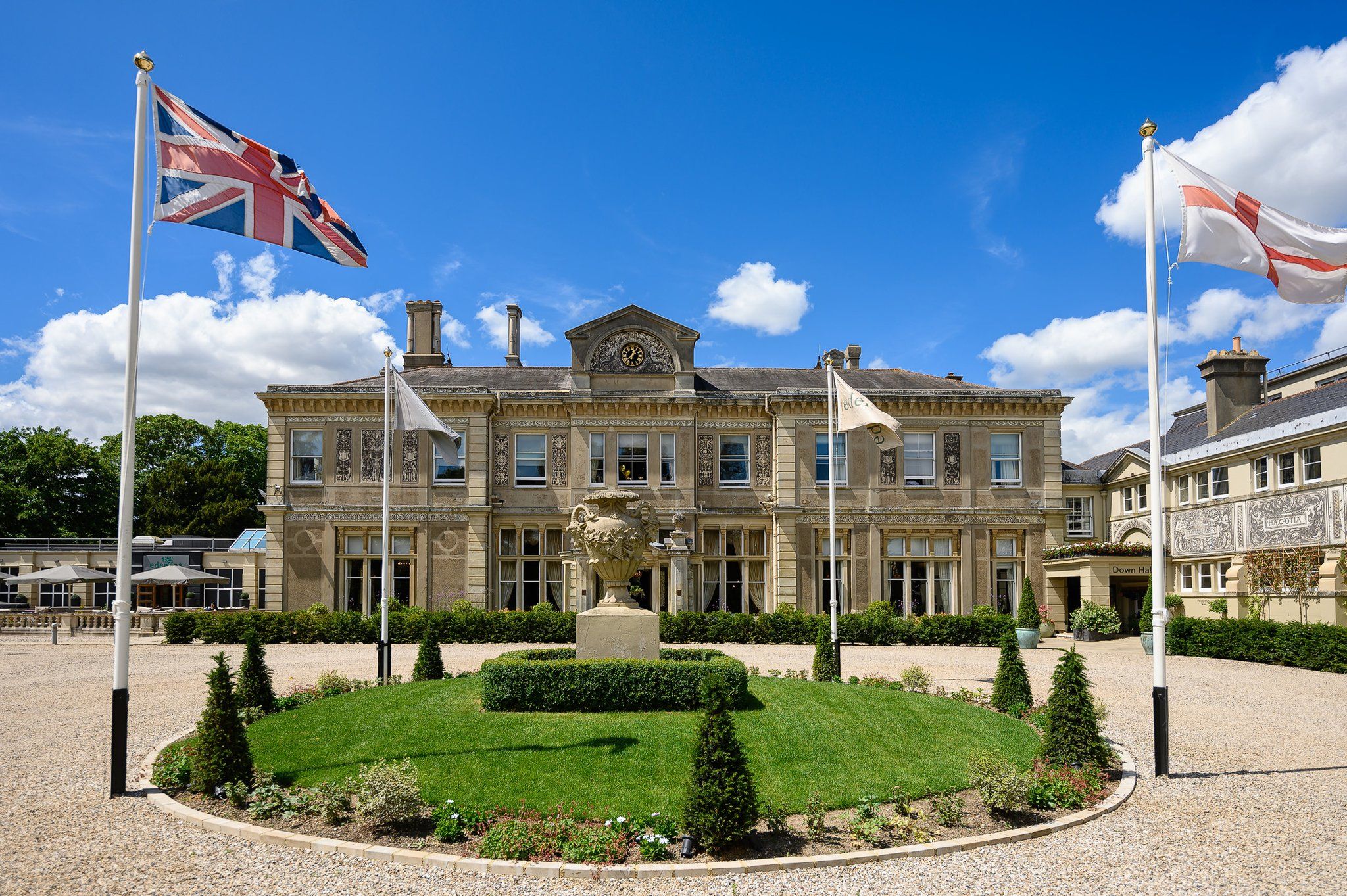 รูปสถานที่จัดงาน