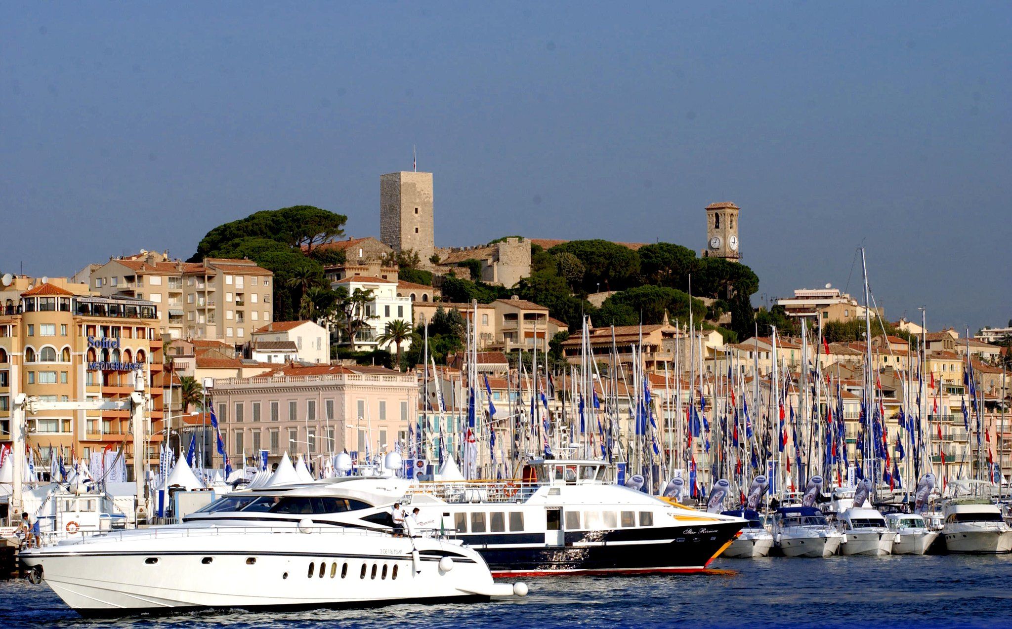 รูปสถานที่จัดงาน