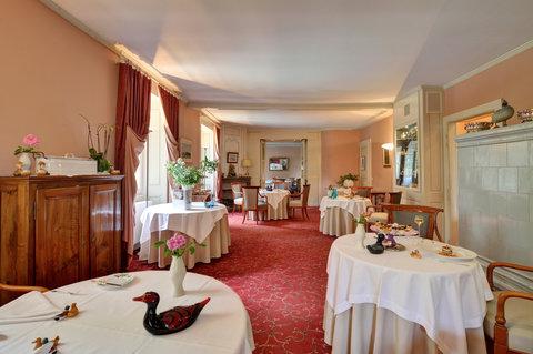 L’Ermitage De Bernard Ravet em Vufflens-Le-Chateau, CH