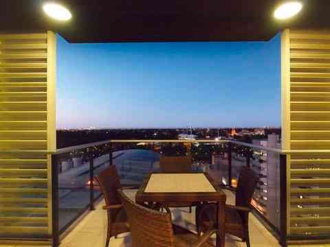 Oaks Adelaide Horizons Suites in Adelaide, AU