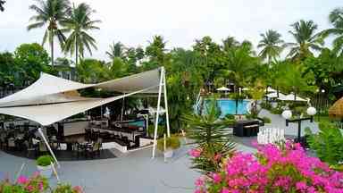 Riande Aeropuerto Hotel & Resort в El Dorado, PA