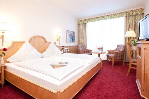 Dehner Blumen Hotel a Rain am Lech, DE