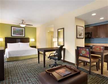 Homewood Suites by Hilton Fort Myers Airport/FGCU i Fort Myers, FL