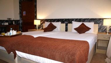 Eaton Square Hotel image