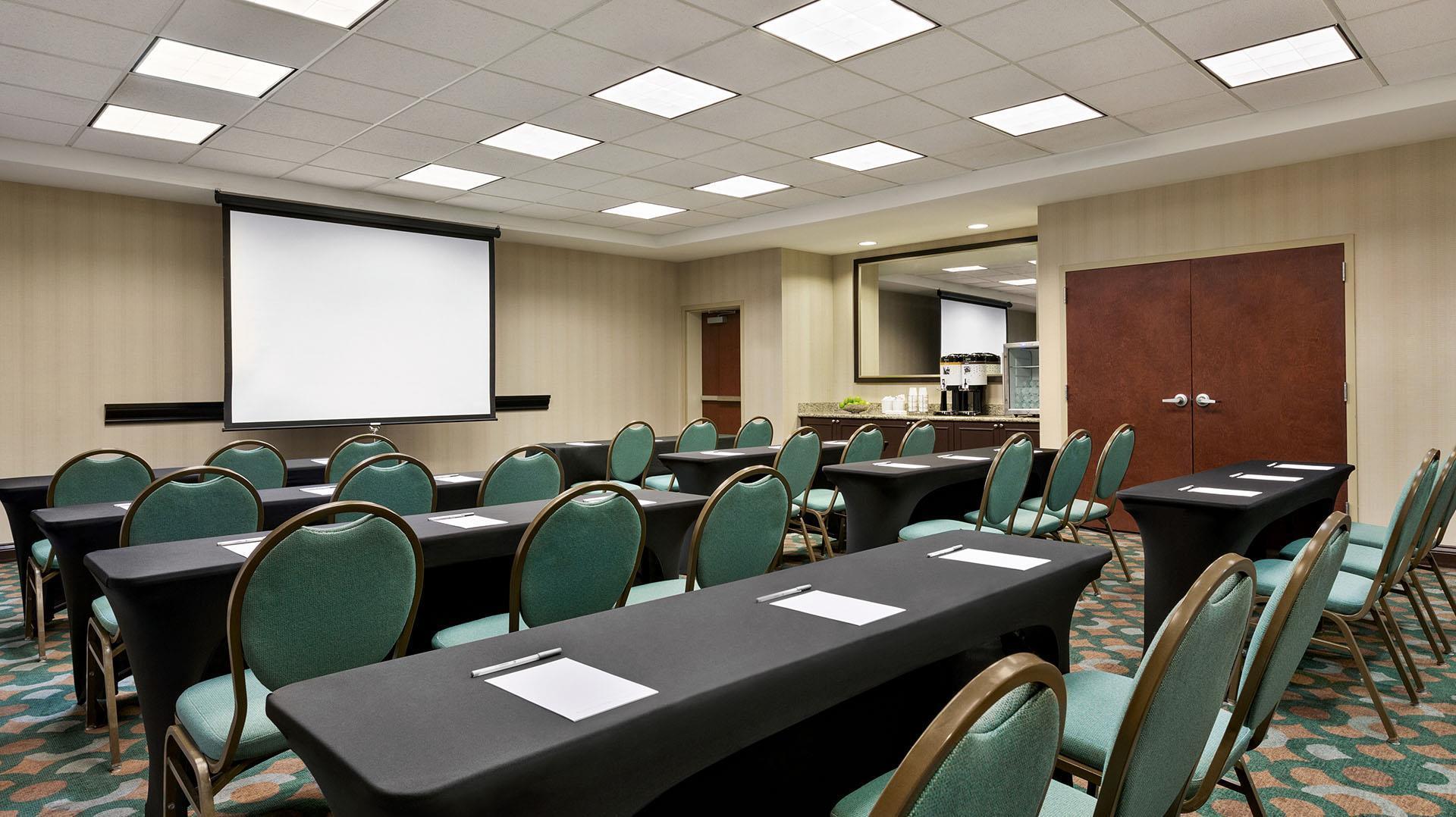 Hampton Inn & Suites Atlanta Airport West/Camp Creek Pkwy image