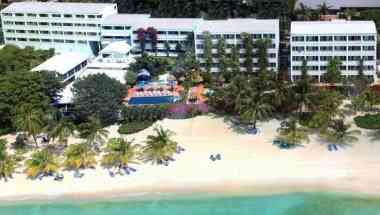 Coconut Court Beach Hotel en Hastings, BB