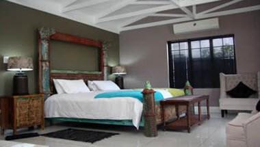 Thaba Tshwene Game Lodge i Hartbeesfontein, ZA