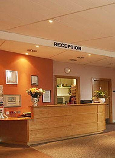 The Russell Hotel в Bognor Regis, GB1